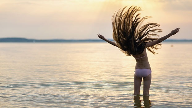 Conseils pour prendre soin de ses cheveux en été